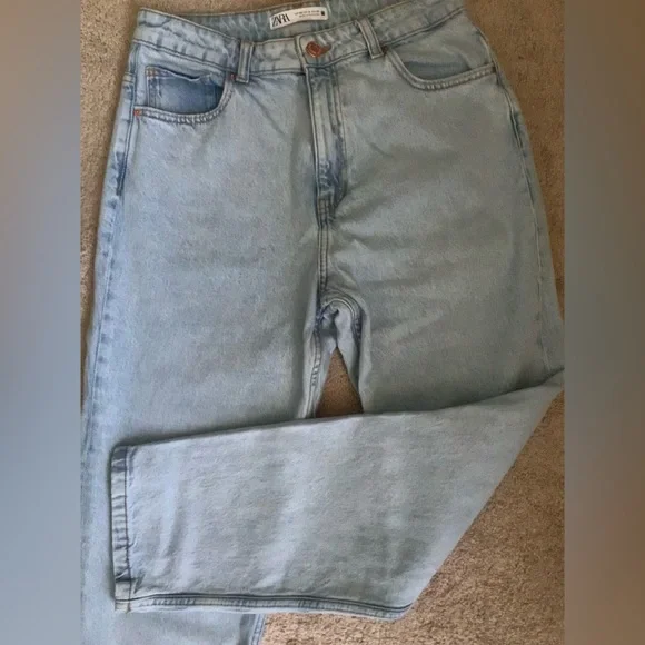 Zara High Waist Jeans in Light Blue - Picture 5 of 6